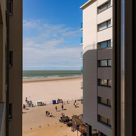 Light-filled With Lateral Sea View Appartement *