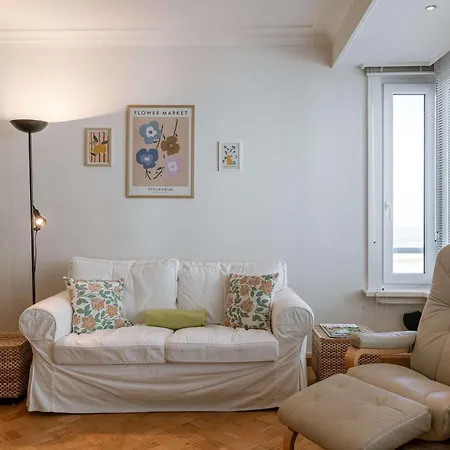 Light-filled With Lateral Sea View Appartement *